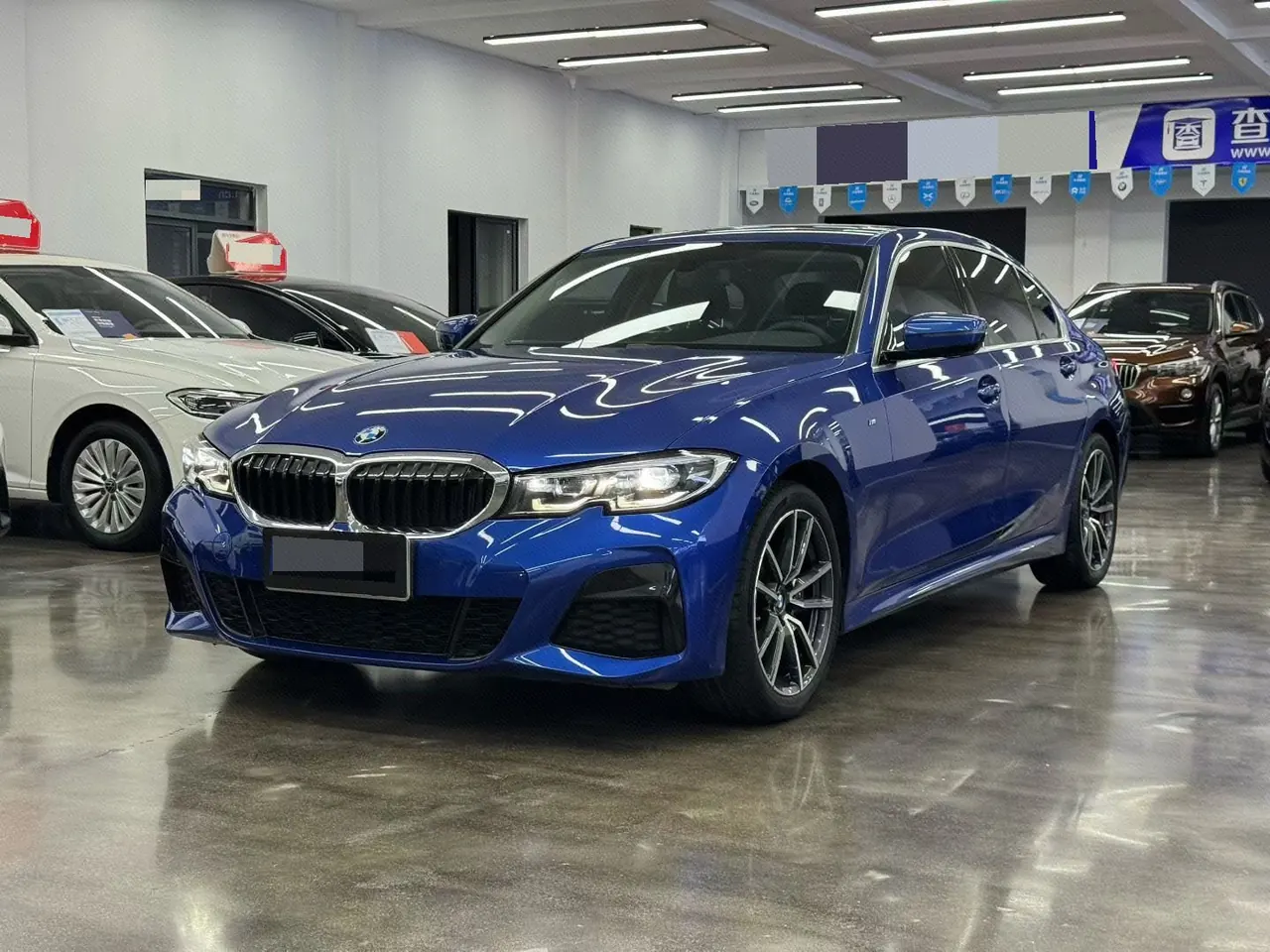 Open image lightbox: BMW 3 Series 2020 320Li 2.0T M Sports Suit Automatic Gear