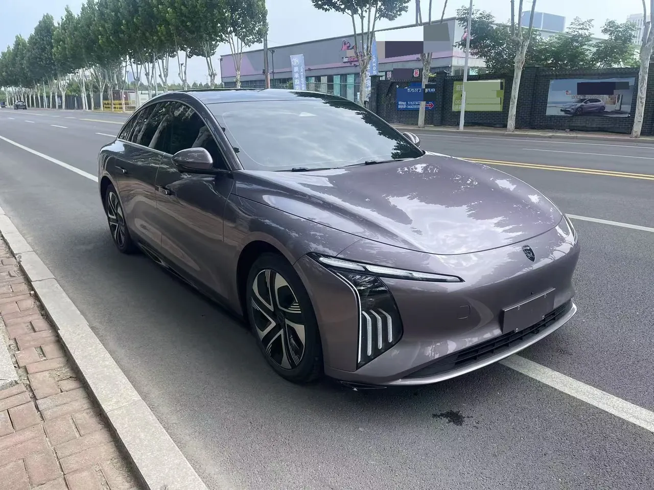 Forthing 2025 Xinghai S 7 235 Luxury Edition Automatic Gear 6