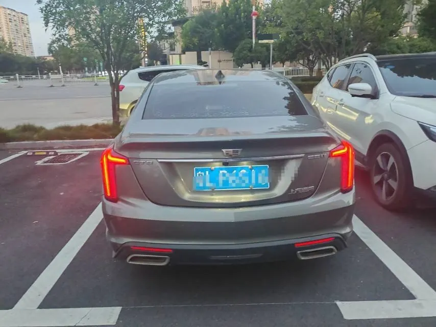 Cadillac 2022 CT5 2.0T 28T Luxury (Standard Edition) Automatic Gear 8