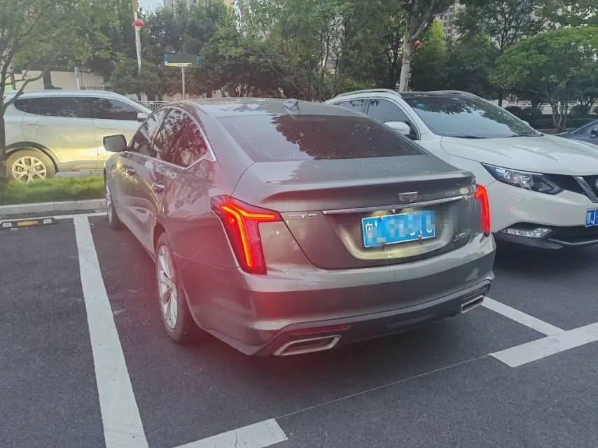 Cadillac 2022 CT5 2.0T 28T Luxury (Standard Edition) Automatic Gear 9