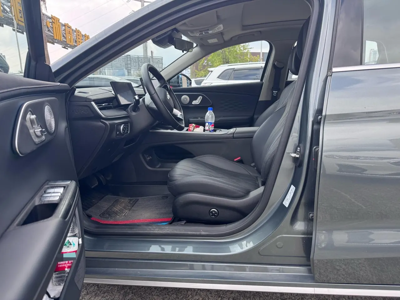 Chery 2025 Fengyun A8 1.5T 145 Luxury Automatic Gear 2
