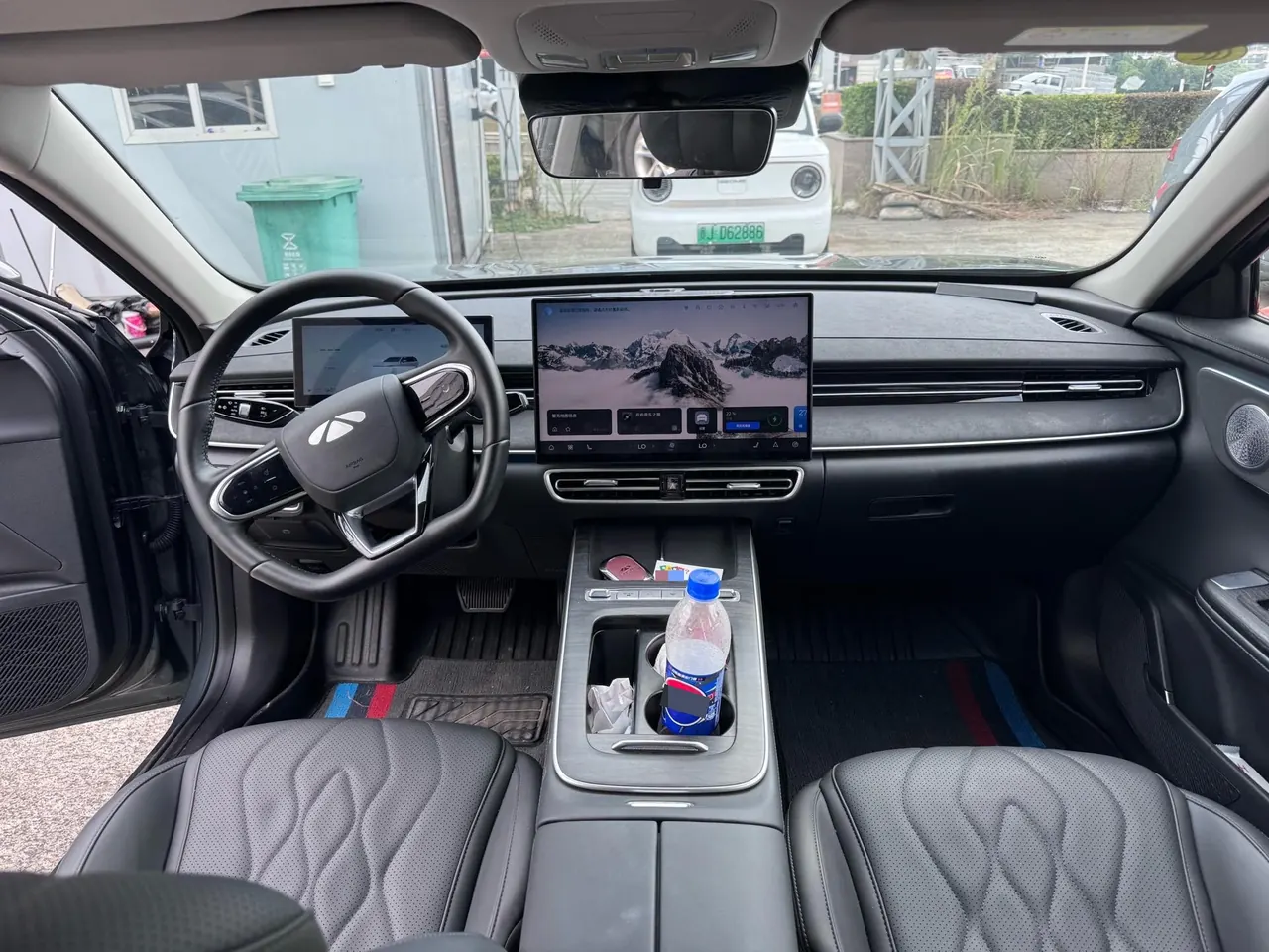 Chery 2025 Fengyun A8 1.5T 145 Luxury Automatic Gear 3