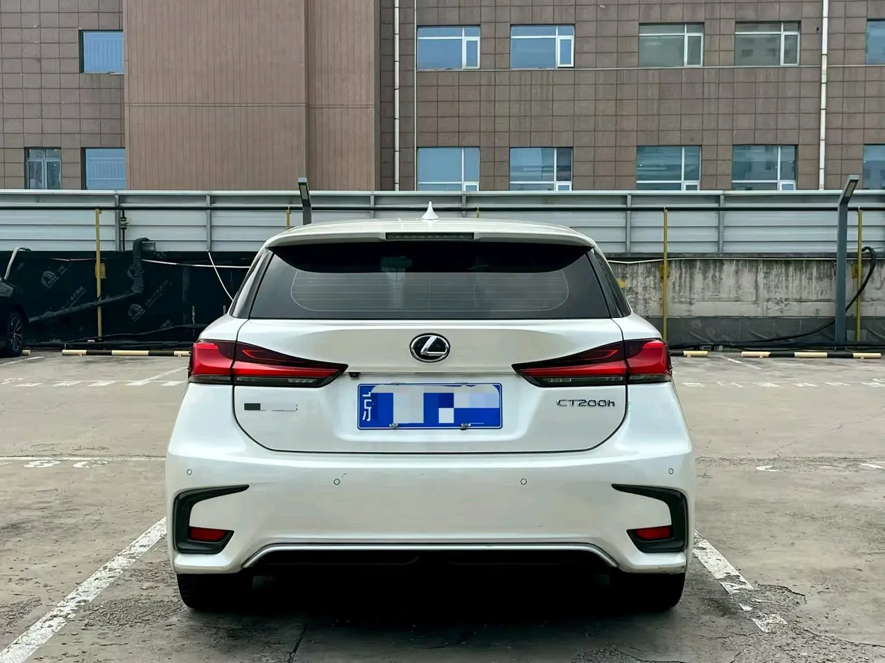 Lexus CT (Imported) 2020 CT200h 1.8 Stepless Comfort Edition Automatic Gear 2