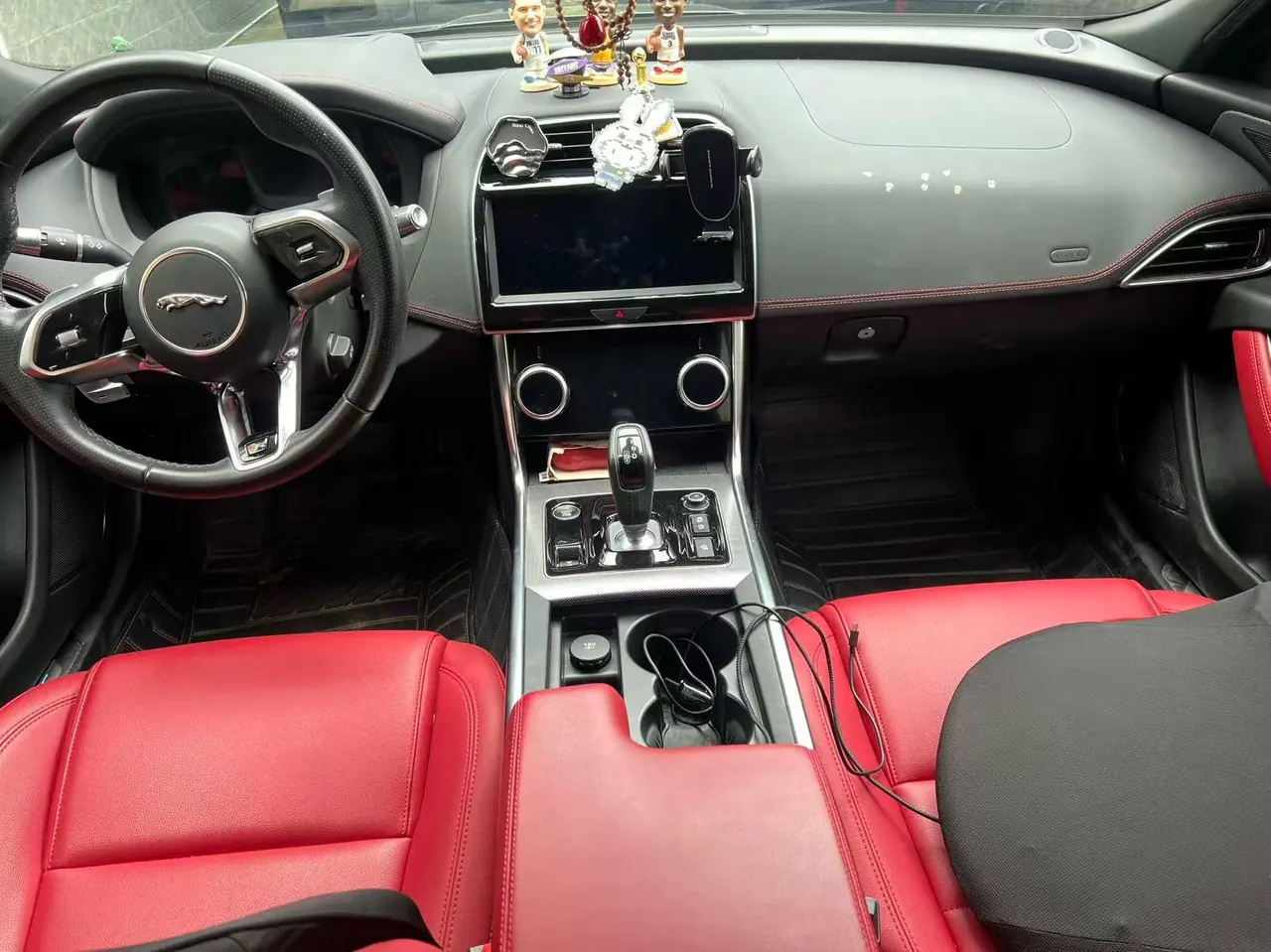 Jaguar 2020 XEL 2.0T 200PS R-DYNAMIC S Enterprising Sports Edition Automatic Gear 4