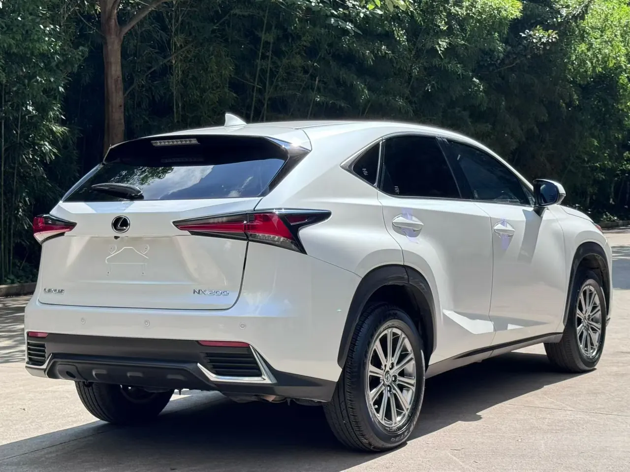 Lexus NX (Imported) 2020 NX200 2.0 Stepless Front Edition Automatic Gear 9