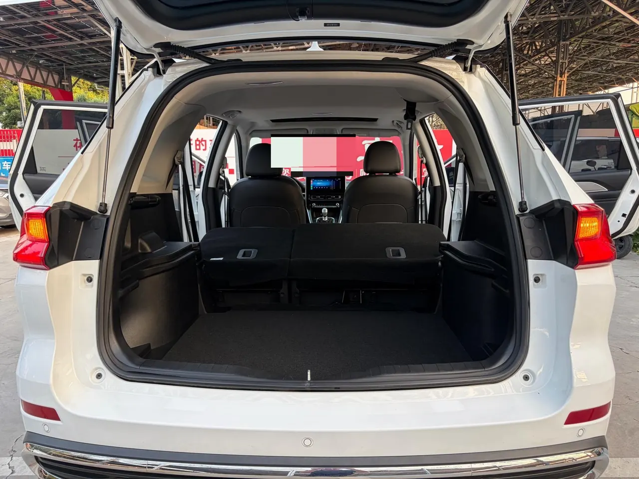 Haval 2021 M6 PLUS 1.5T Deluxe Smart Joint Manual Gear 5