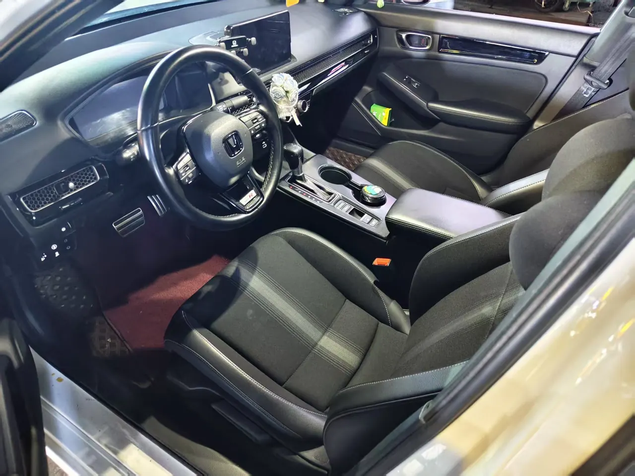 Honda 2022 Civic 1.5T Stepless 240TURBO Combustion Edition Automatic Gear 8