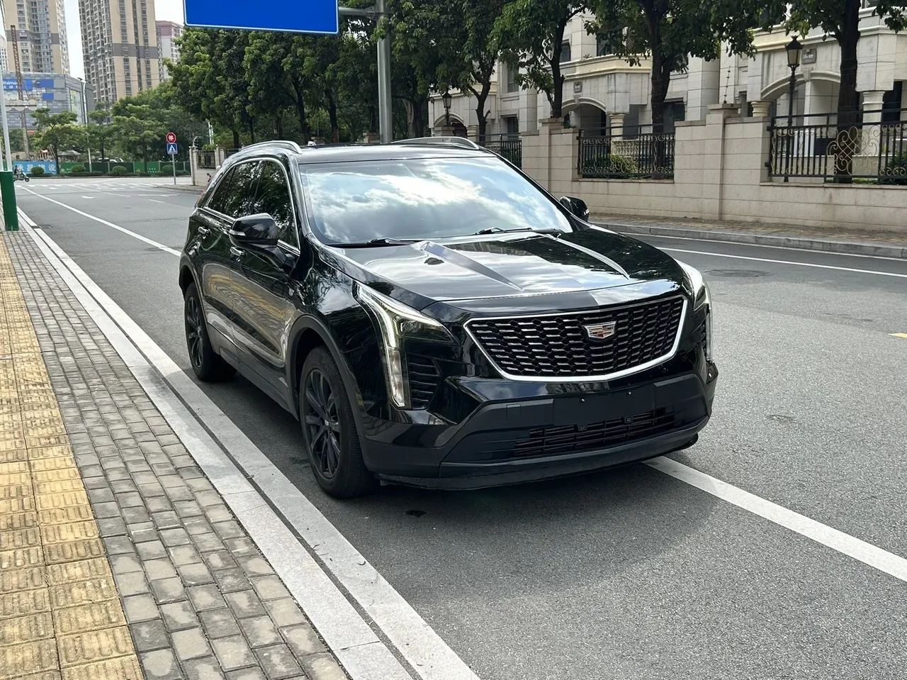 Cadillac 2021 XT4 2.0T 28T Two-Drive Technical Automatic Gear 2