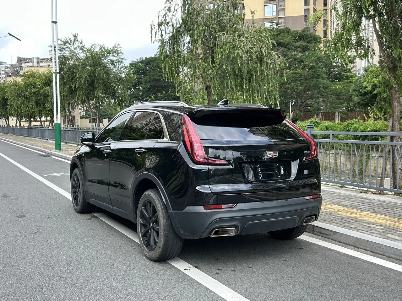 Cadillac 2021 XT4 2.0T 28T Two-Drive Technical Automatic Gear 4