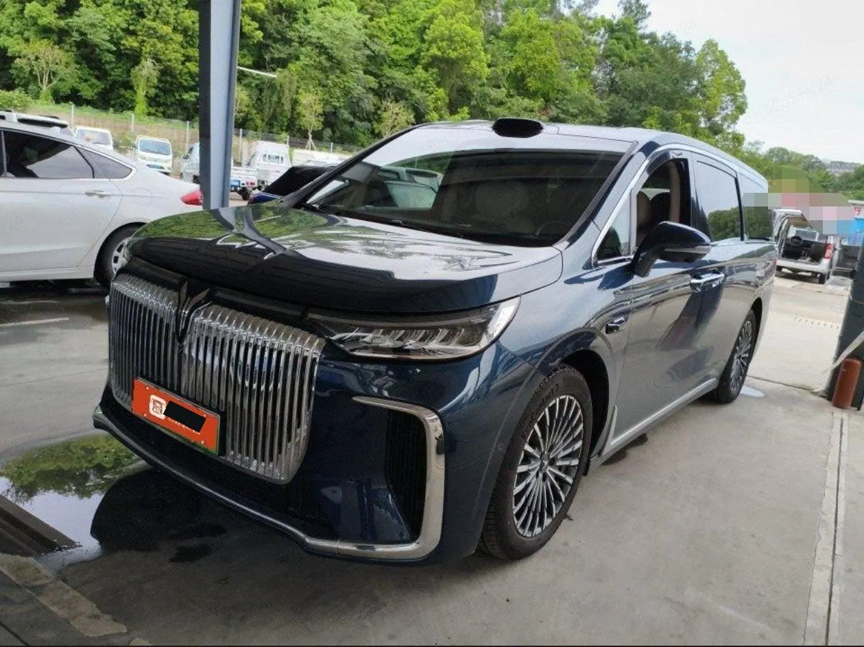 Open image lightbox: Voyah 2026 dreamers PHEV 1.5T dry kun Max automatic gear