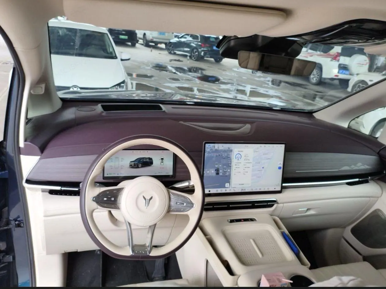 Voyah 2026 dreamers PHEV 1.5T dry kun Max automatic gear 4