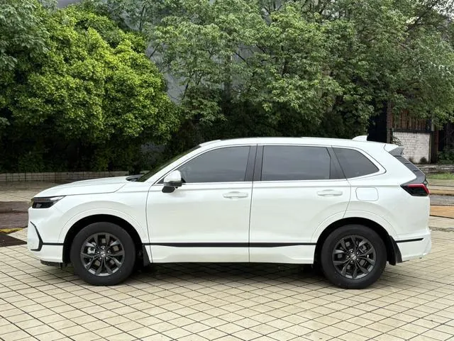 Honda 2023 Hao Ying 1.5T Stepless 240TURBO Two-Drive Deluxe Edition 5-seat Automatic Gear 3