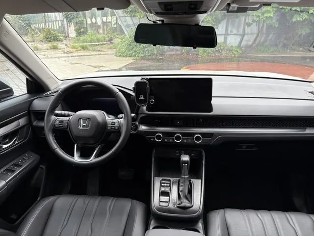 Honda 2023 Hao Ying 1.5T Stepless 240TURBO Two-Drive Deluxe Edition 5-seat Automatic Gear 4