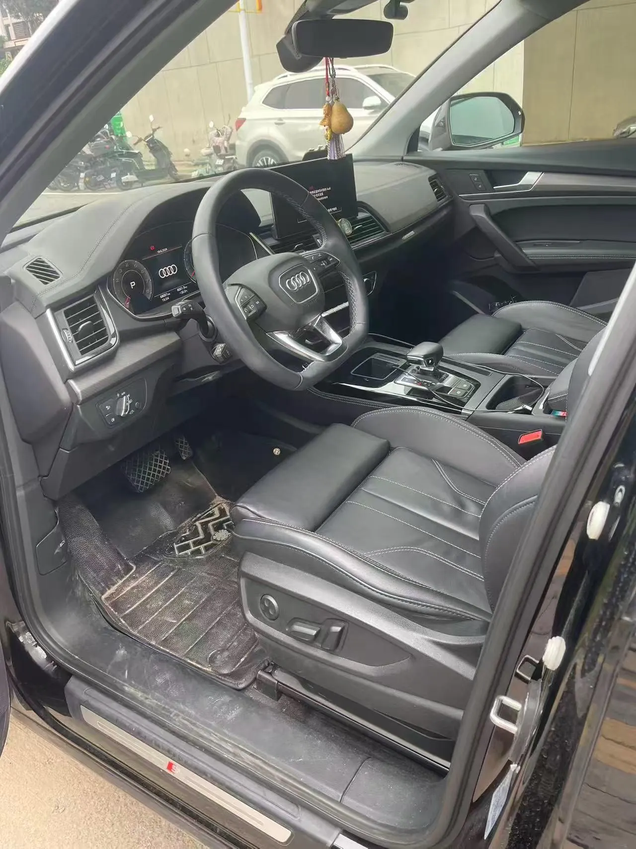 Audi 2022 Q5L 2.0TFSI 40TFSI luxury dynamic automatic 3
