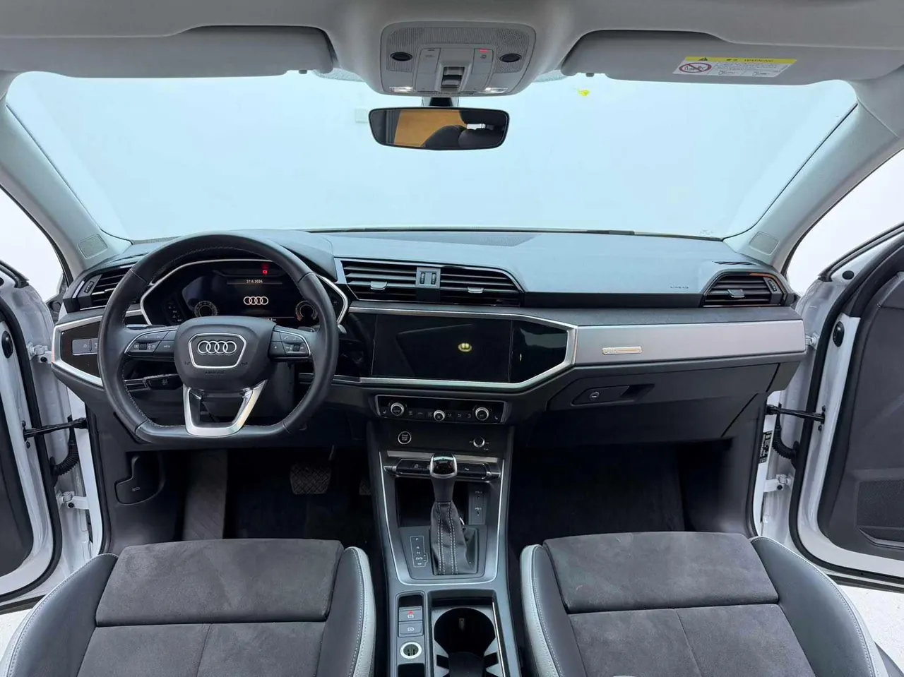 Audi 2023 Q3 2.0TFSI 40TFSI Fashion Dynamic Automatic 8