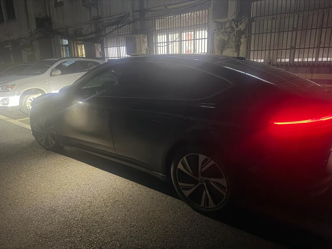 NIO 2022 ET5 75kWh automatic gear 7
