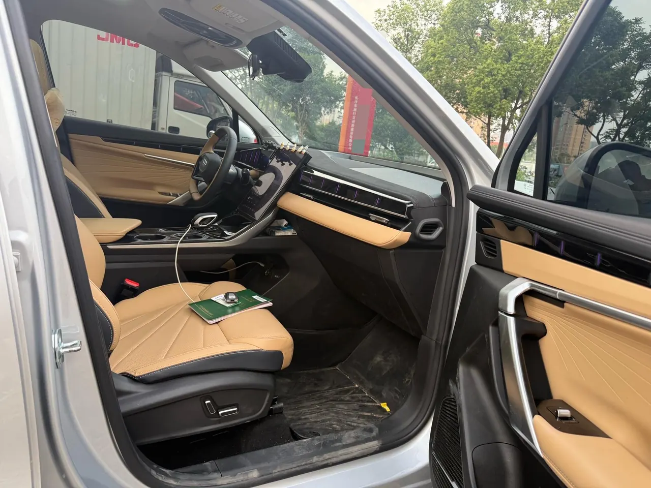 Geely 2023 Boyue L 1.5TD Honorable Automatic Transmission 10