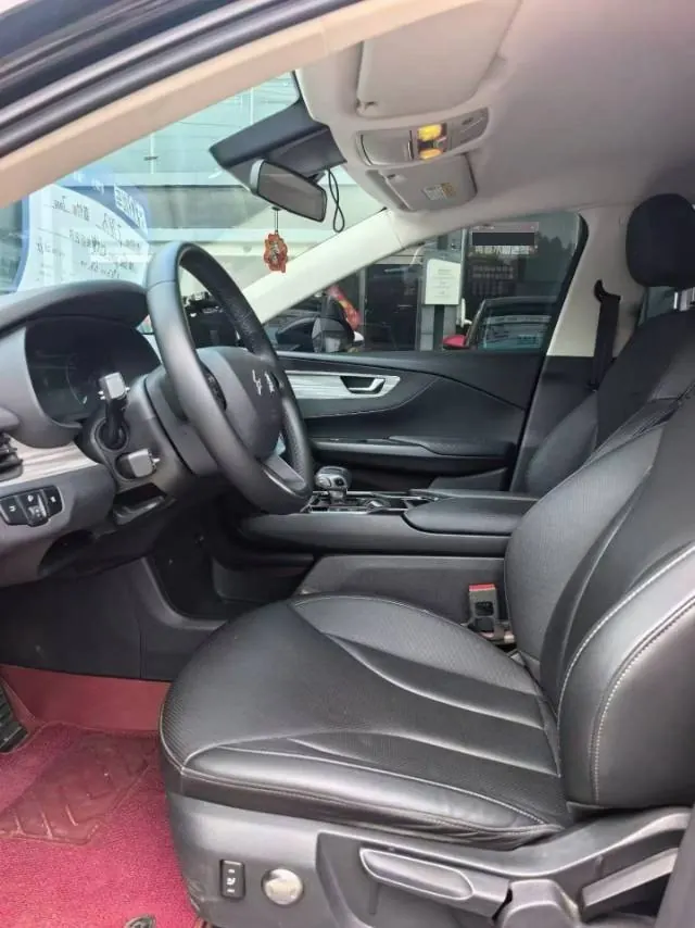 HongQi 2023 E-QM 5 560km PLUS automatic gear 8