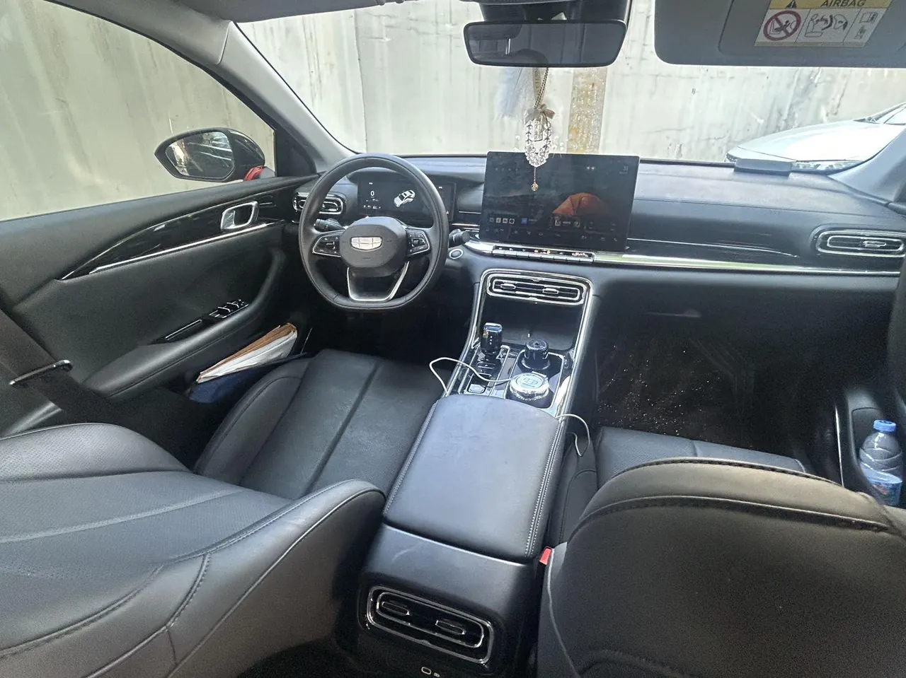 Geely 2026 emgrand -3-compartment 1.5T honorable automatic gear 3