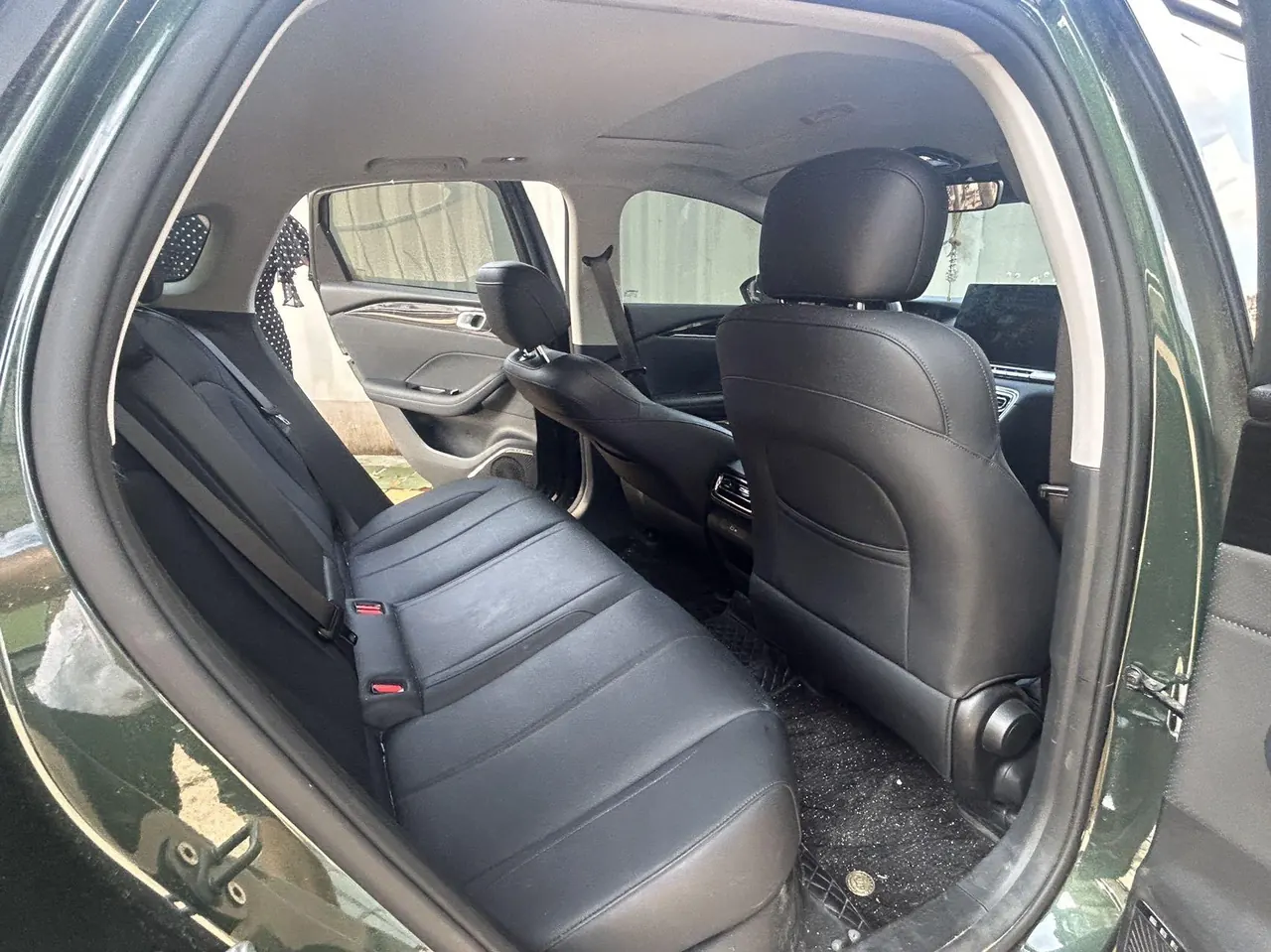 Geely 2026 emgrand -3-compartment 1.5T honorable automatic gear 4