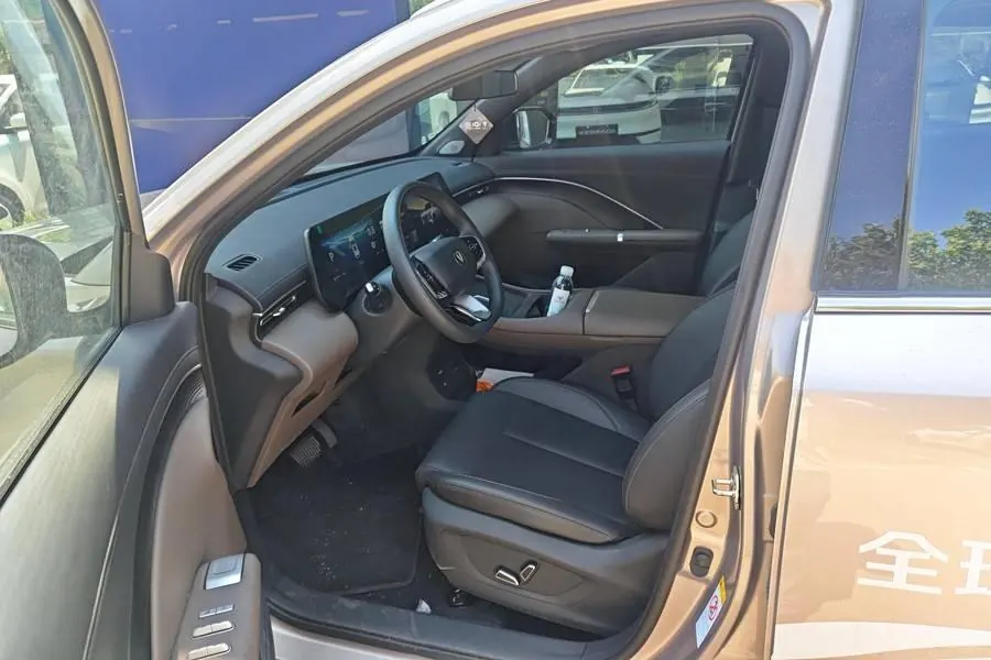 ChangAn 2026 CS55 PLUS 1.5T New Blue Whale Tianzhu Prestige Automatic 3