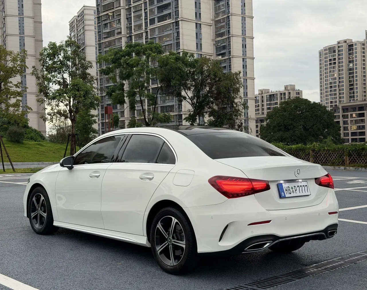 Mercedes Benz Class A 2023 A 200 L 1.3T Fashion Automatic Gear 8