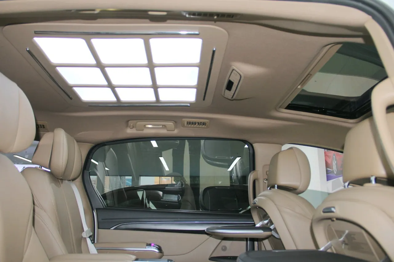 Buick 2020 GL8 ES Lu Zun 2.0T 653T Exclusive Automatic Gear 13