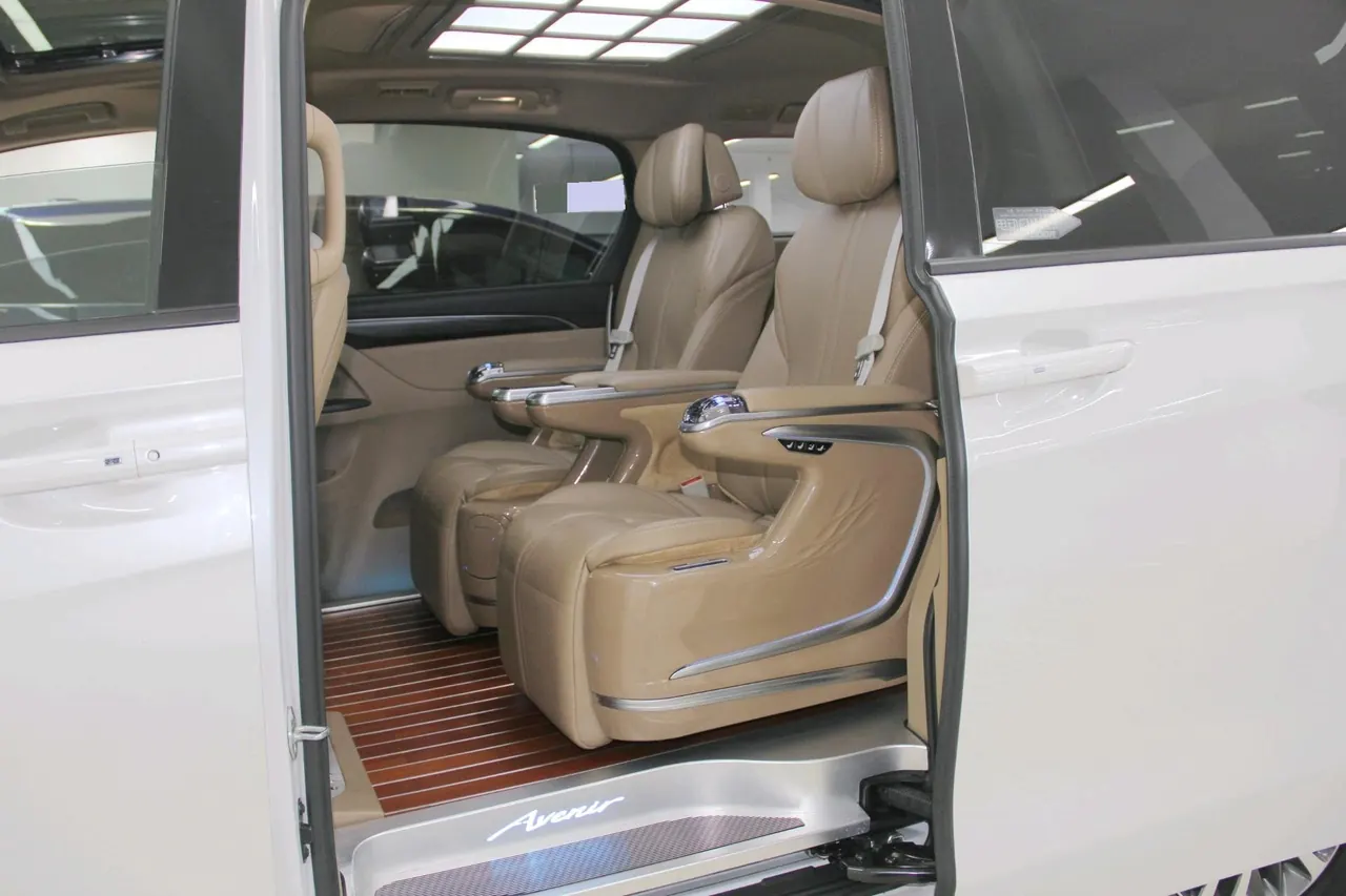 Buick 2020 GL8 ES Lu Zun 2.0T 653T Exclusive Automatic Gear 9