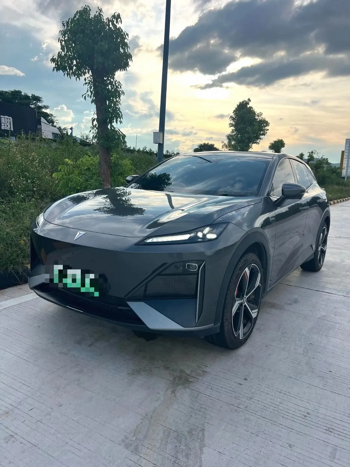 Open image lightbox: ChangAn Deepal 2023 S 7 200 Max Range-extended Automatic Gear