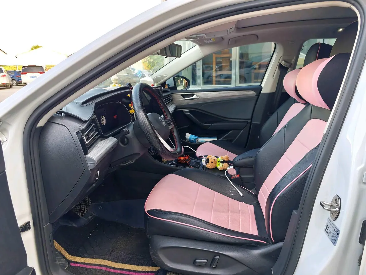 Volkswagen 2023 Sagitar 1.5TSI 300TSI Exceed Edition Automatic 3
