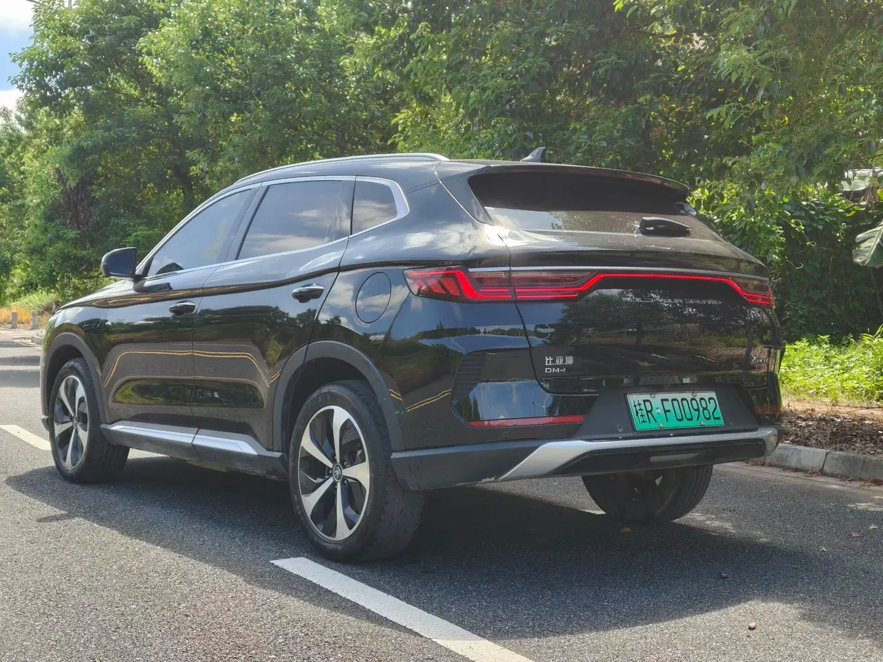 BYD 2023 Song PLUS DM-i 1.5 Stepless Champion Edition 110KM Flagship PLUS Automatic Gear 3