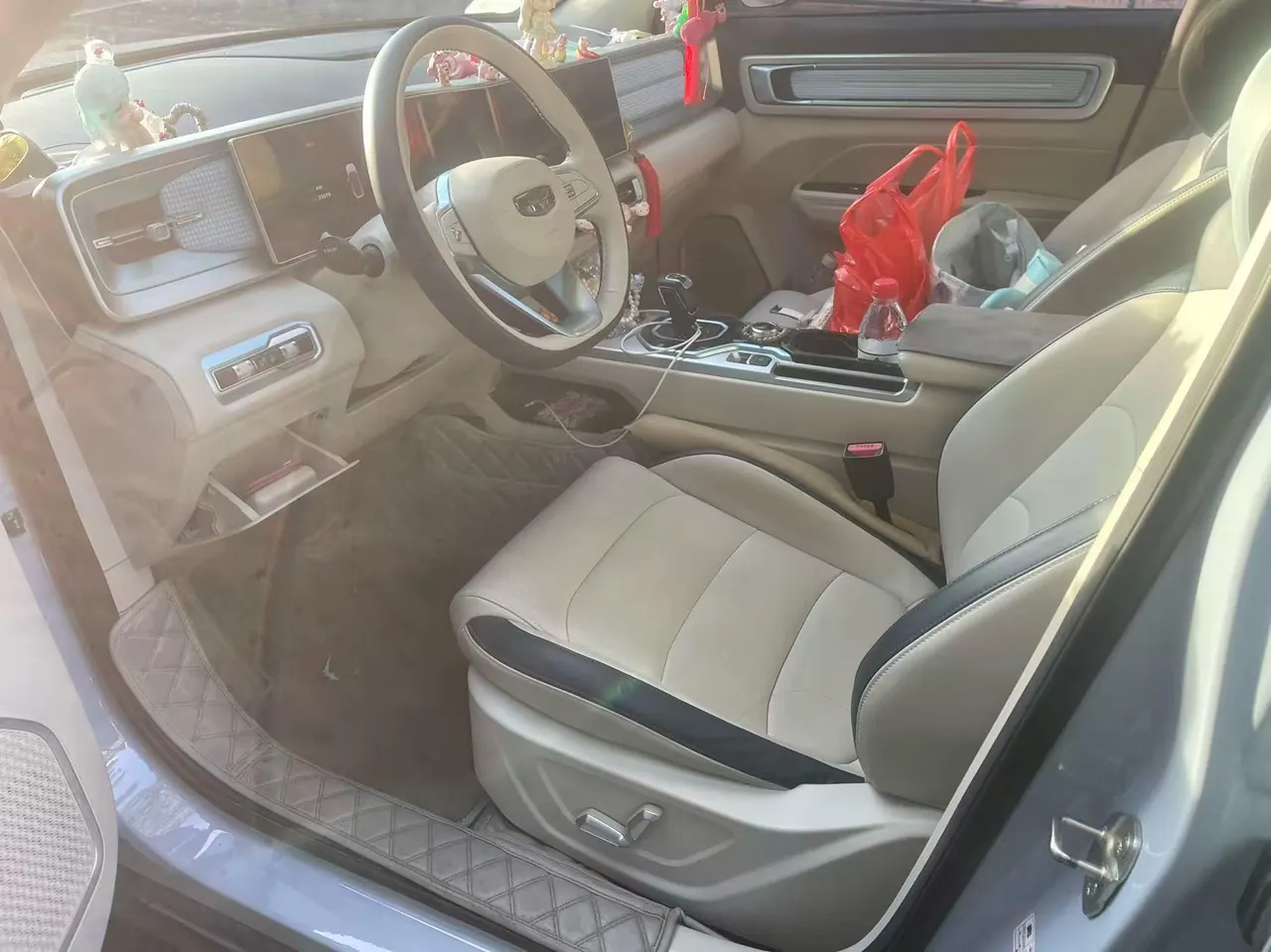 Geely 2023 icon 1.5TD protagonist automatic gear 3