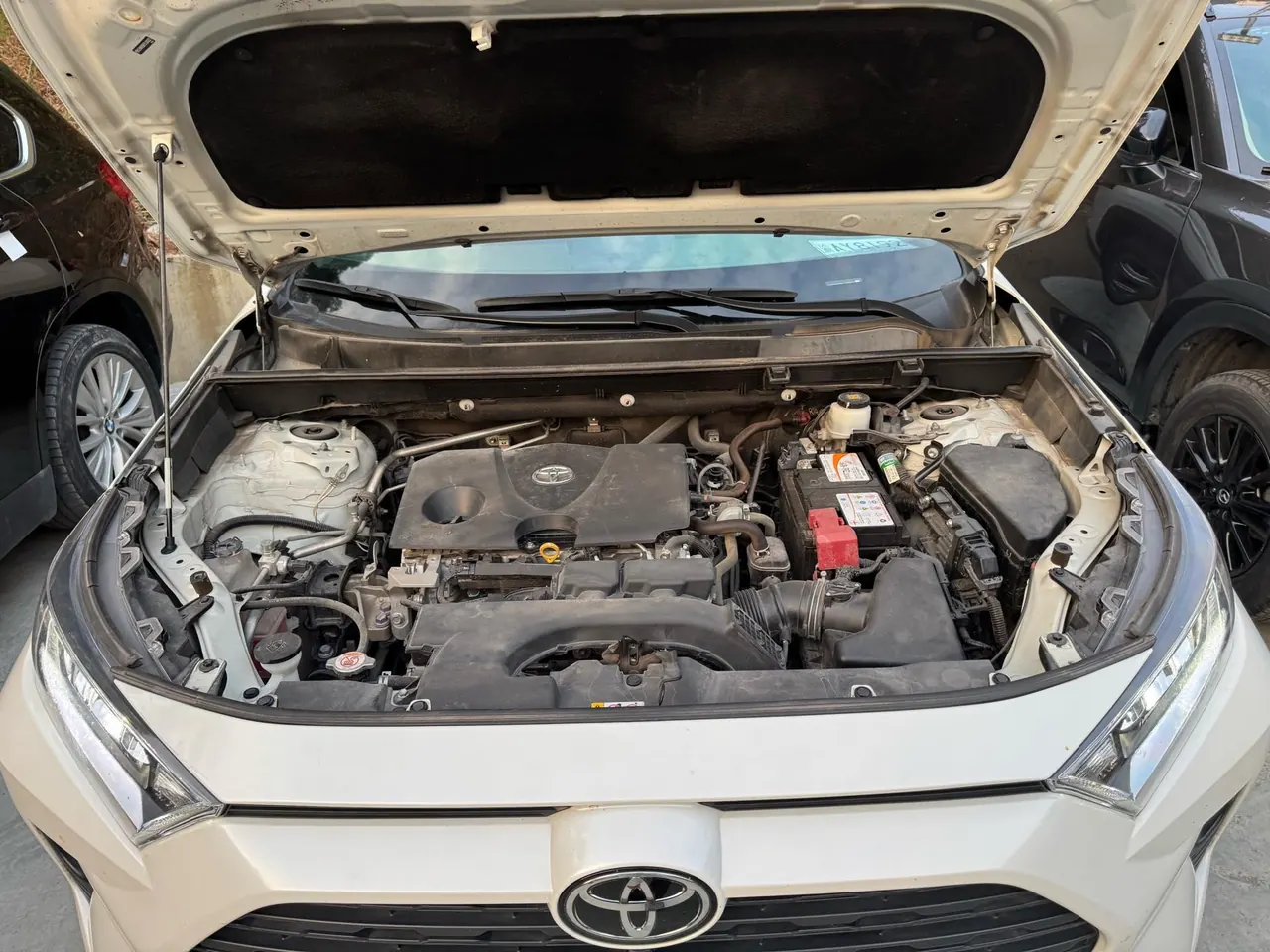 Toyota 2020 RAV4 Rongbo 2.0 Stepless Two-Drive Fashion Edition Automatic Gear 8