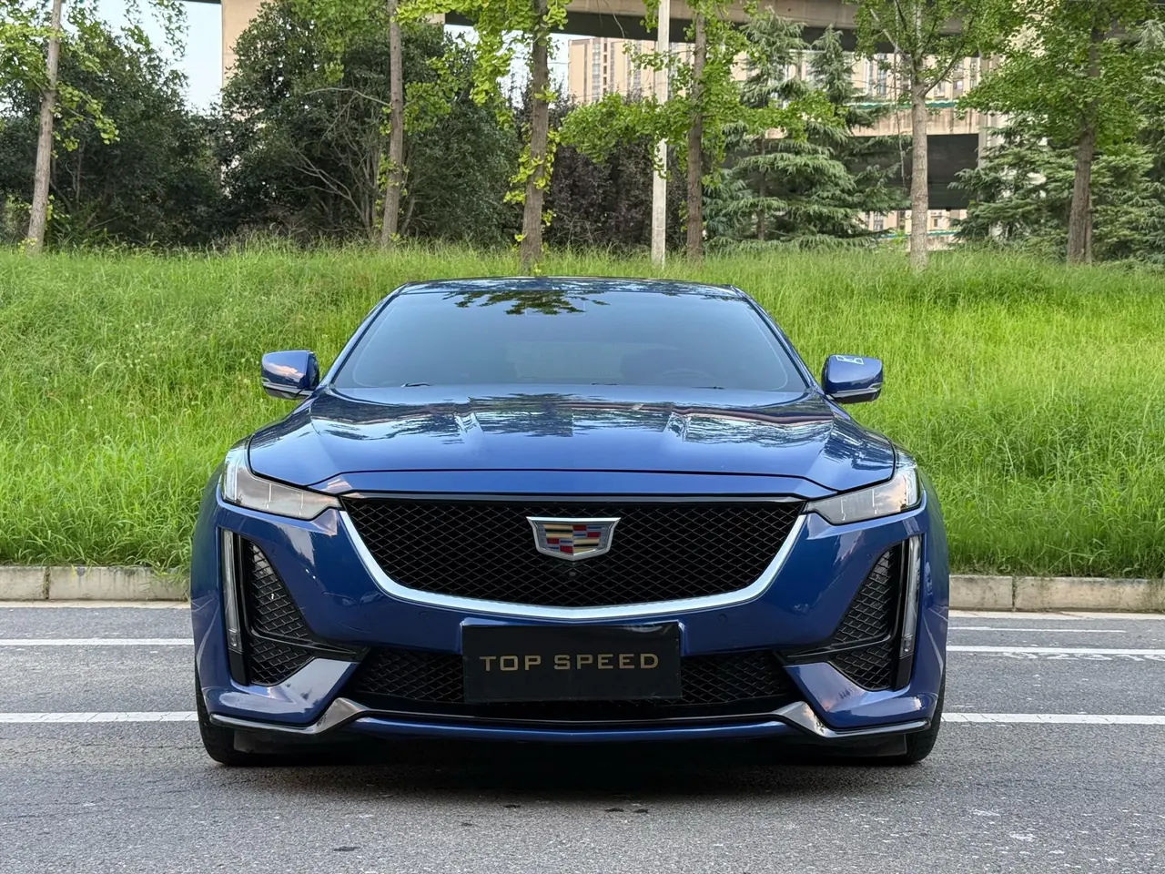 Cadillac 2020 CT5 2.0T 28T Platinum Sports Edition Automatic Gear 3