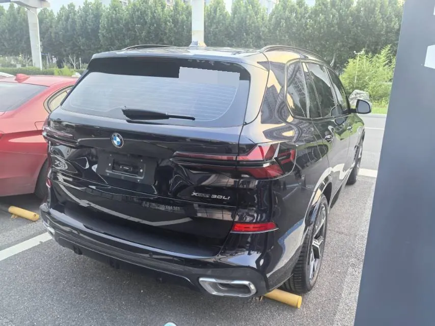 BMW 2025 X5 xDrive30Li 48V 2.0T exclusive m sports obsidian night suit automatic gear 6