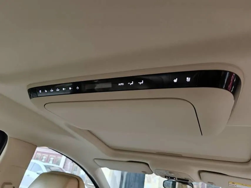 Buick 2025 GL8 Lu Shang 1.5T Premium Edition 7-seat Automatic Gear 7