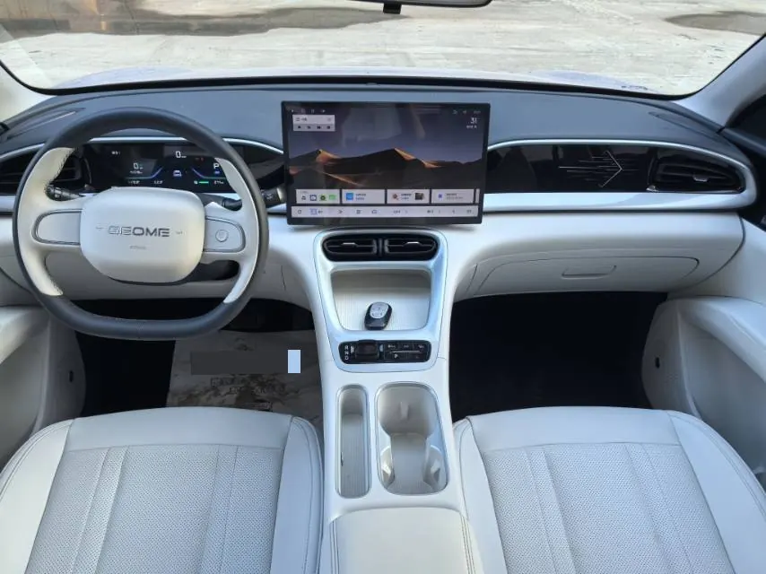 Geely 2025 Star Wish UP 410km Discovery Edition Automatic Gear 9