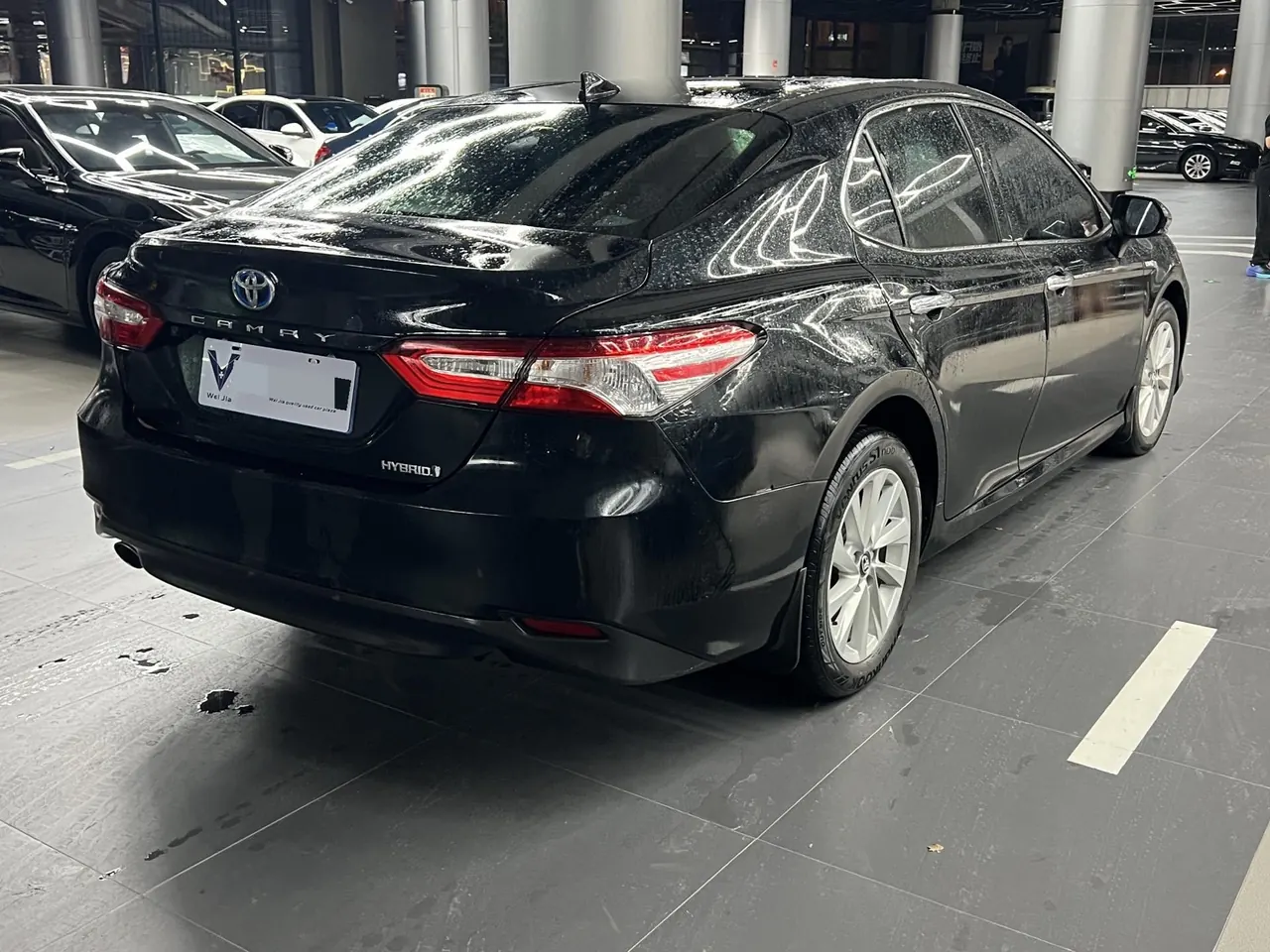 Toyota 2021 Camry Dual Engine 2.5HGVP Stepless Leading Edition Automatic Gear 6