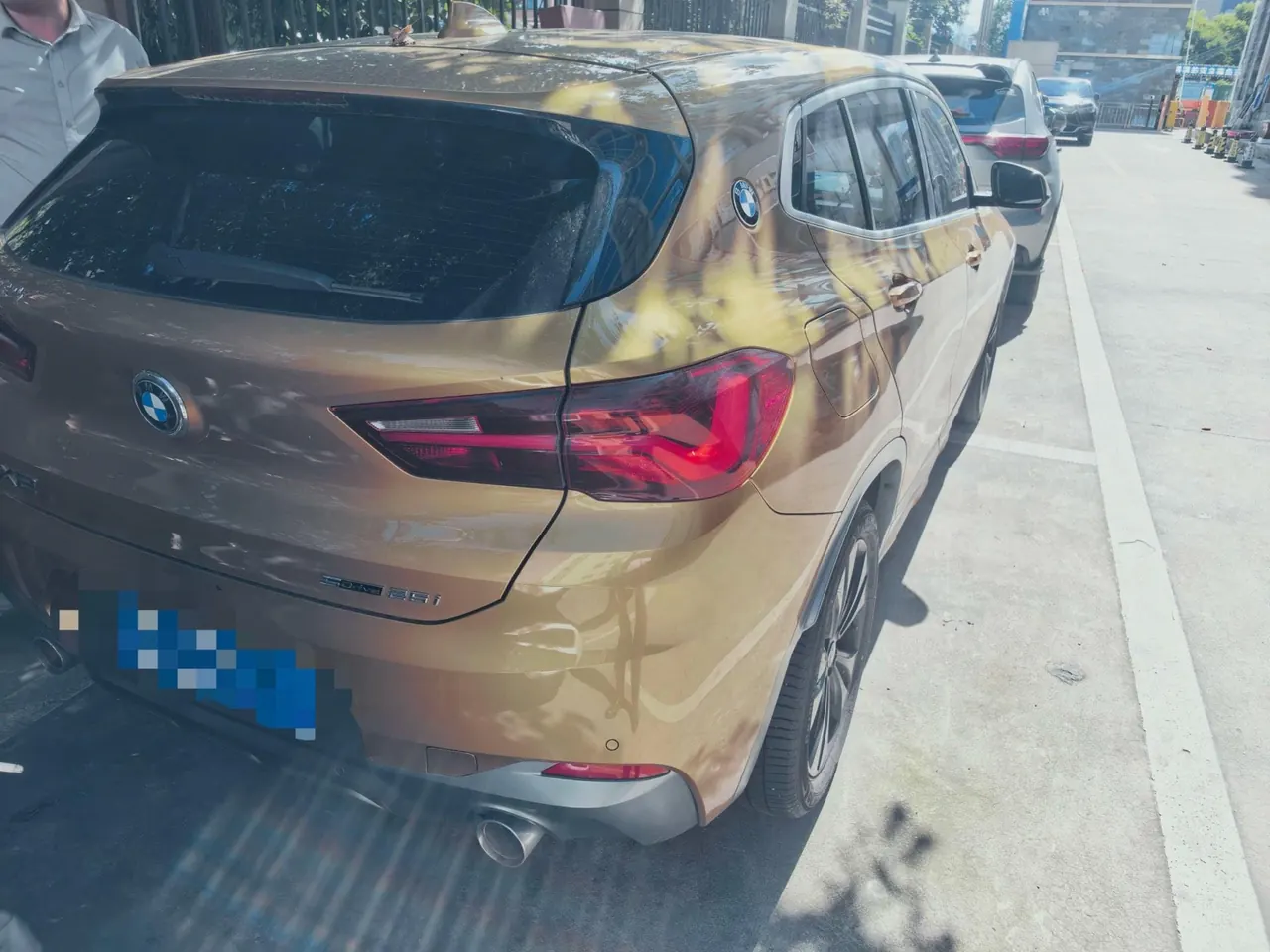 BMW 2022 X2 sDrive25i 2.0T M off-road set automatic gear 3