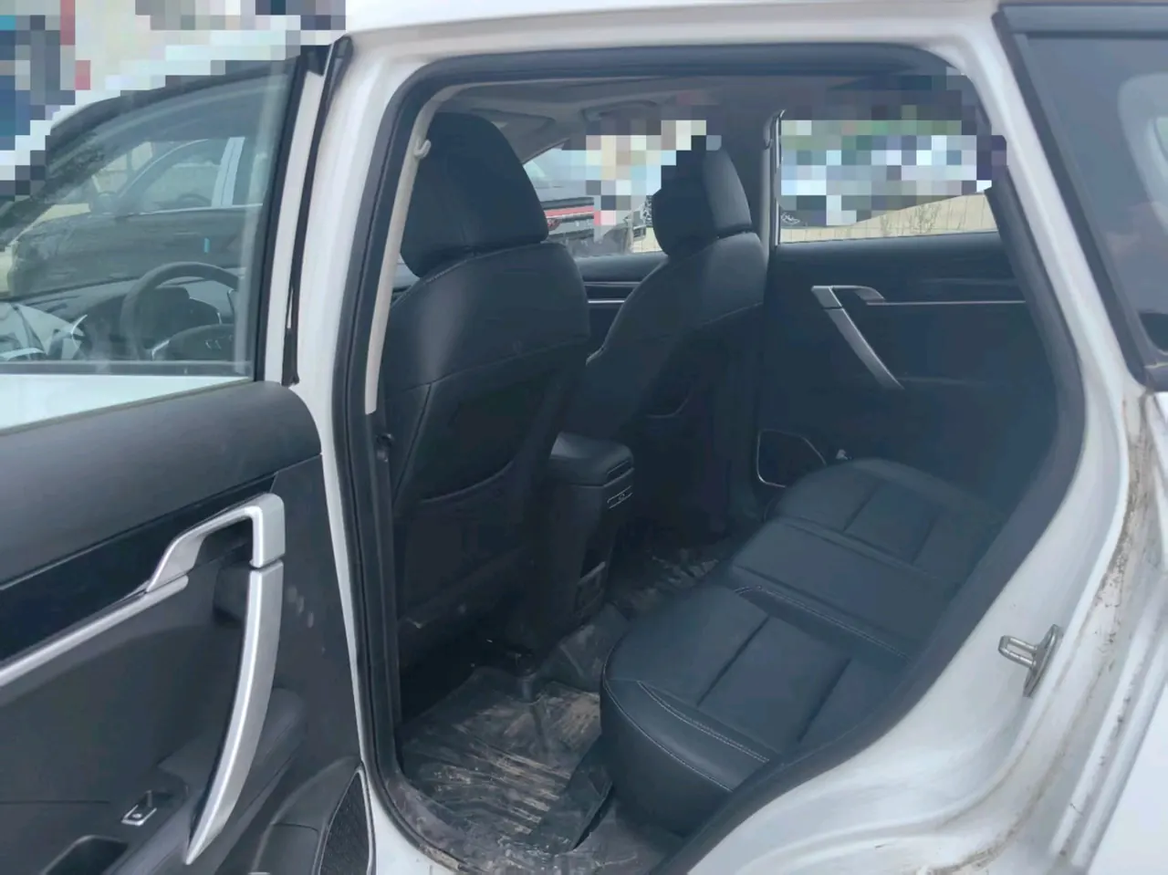 Geely 2025 Binyue 1.5 Stepless Super MAX Automatic Gear 4