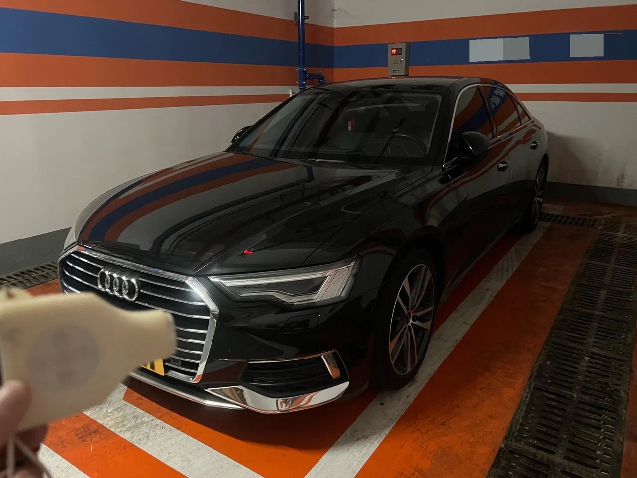 Open image lightbox: Audi 2022 A6L 2.0TFSI 40TFSI Deluxe Elegant Automatic