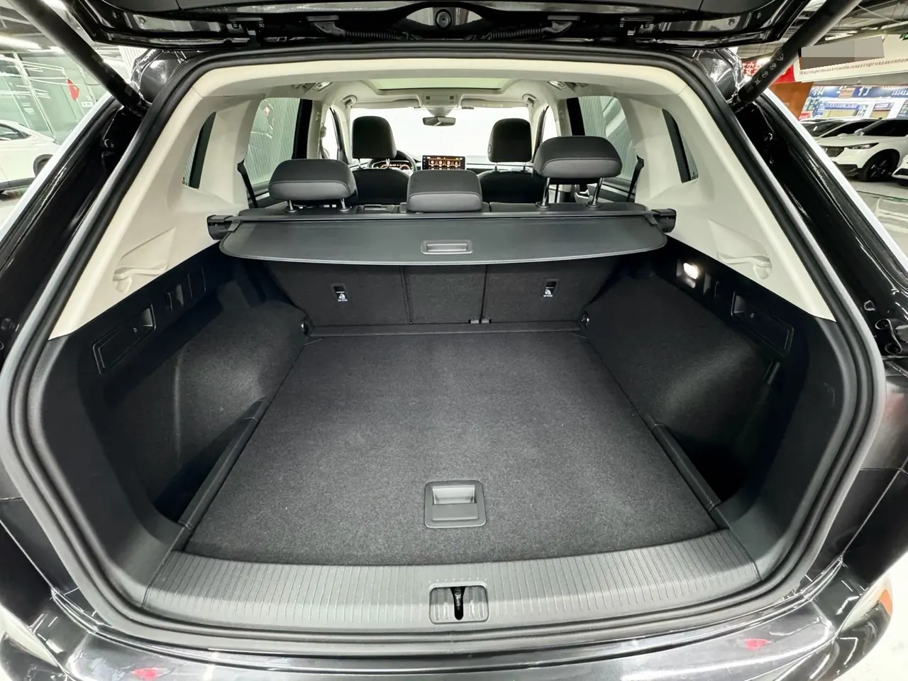 Volkswagen 2022 Tanyue 1.4TSI 280TSI Two-Drive Deluxe Smart Joint Edition Automatic Gear 16
