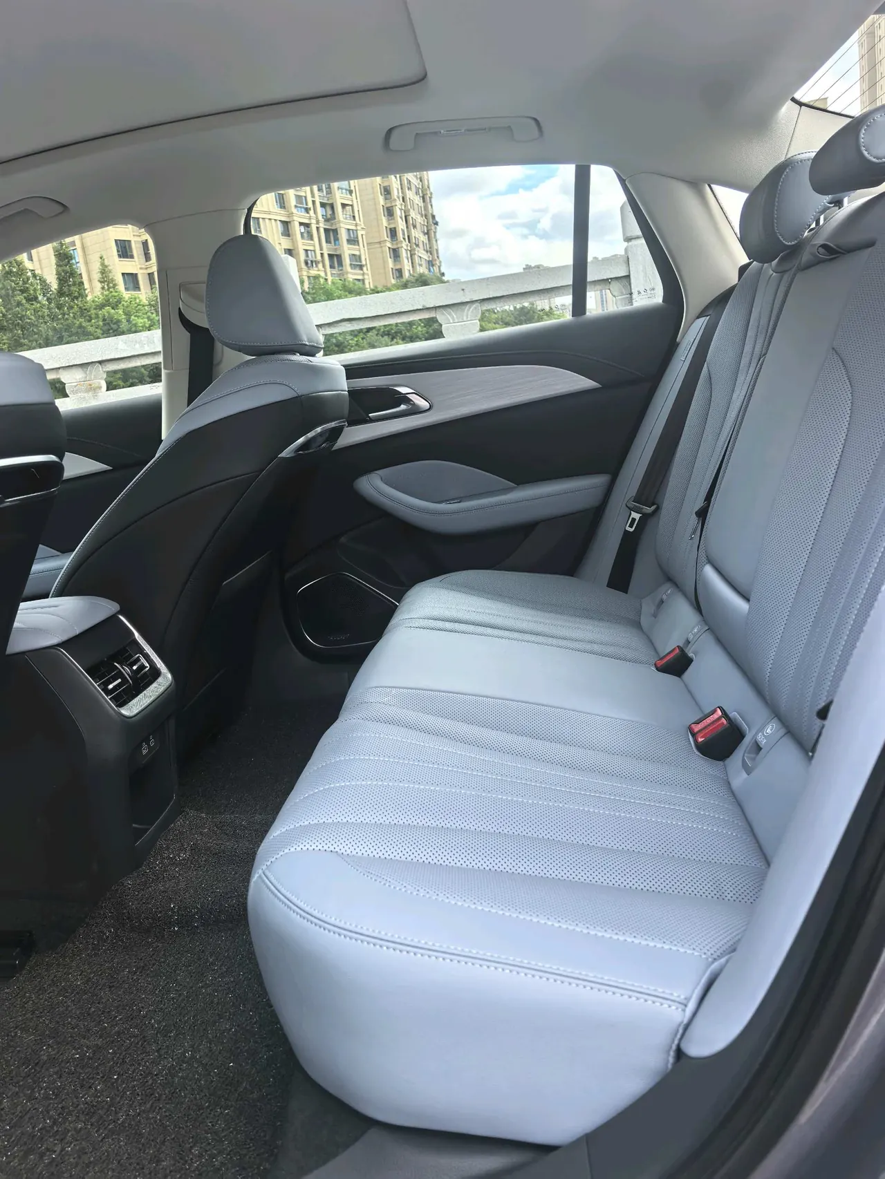 HongQi 2025 H5 PHEV 1.5T 170 Super Hybrid Automatic Gear 8