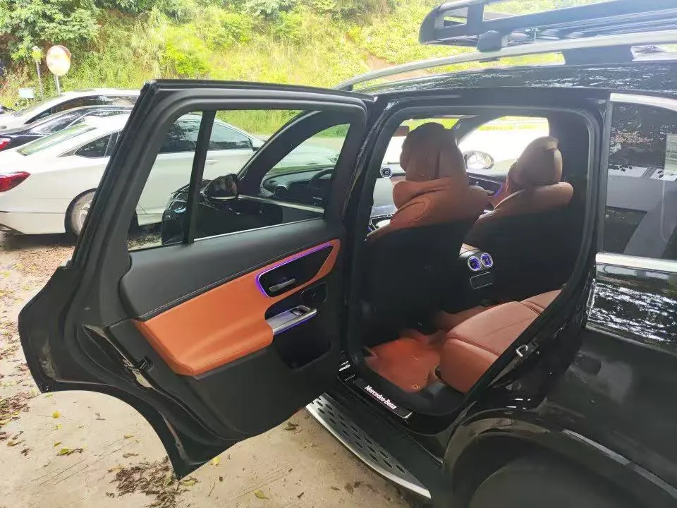 打开图片灯箱:Mercedes Benz 2025 GLC 300 L 4MATIC 48V 2.0T Luxury 7-seat Automatic Gear
