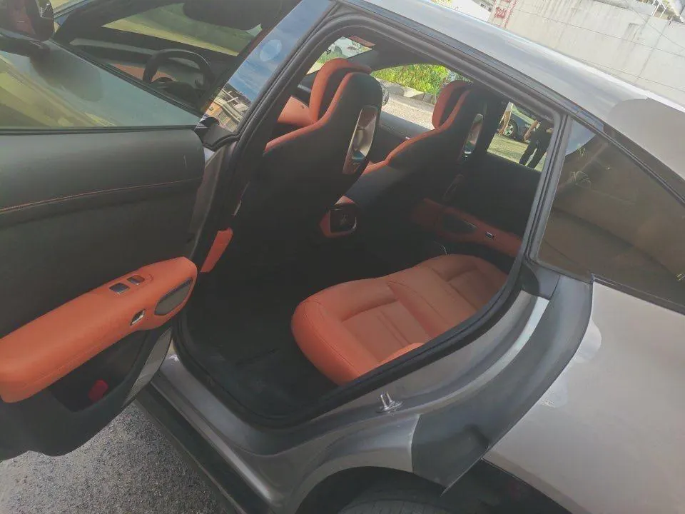 MI 2025 YU7 Long Endurance High Performance Four-wheel Drive Max Edition Automatic Gear 2