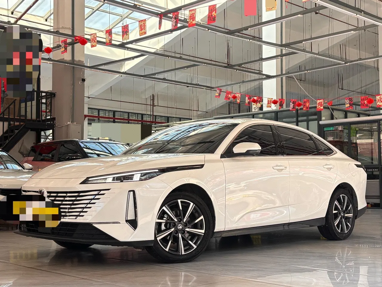 Open image lightbox: ChangAn 2025 Yidong 1.5T Blue Whale 500Bar Flagship Automatic Gear