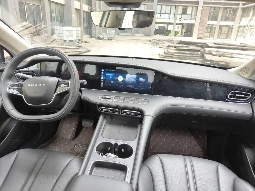 Roewe 2025 D7 DMH 1.5 World Championship Edition Automatic Gear 5