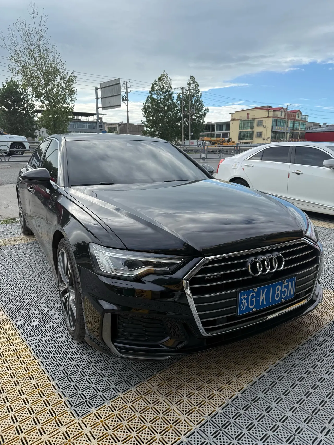 Audi 2022 A6L 2.0TFSI 45TFSI Quattro Selected Elegant Automatic Gear 3