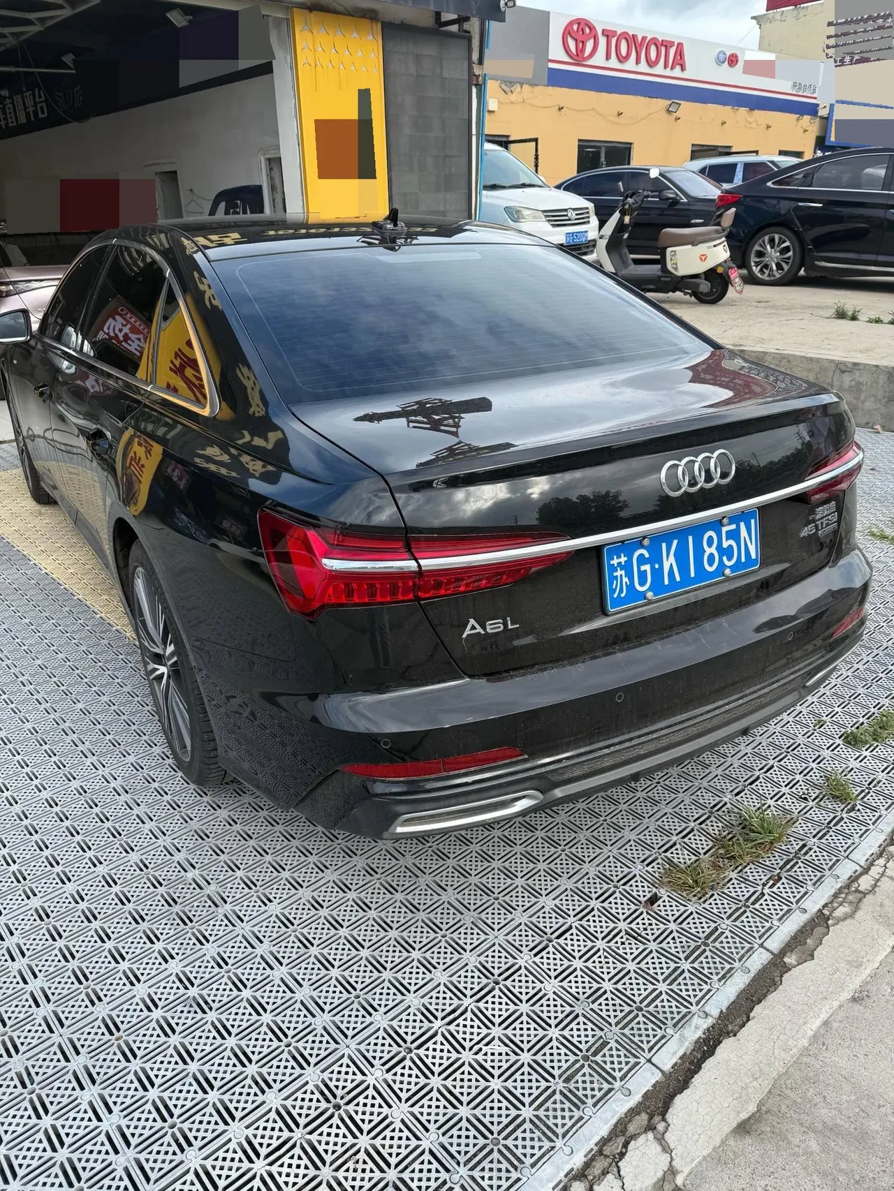 Audi 2022 A6L 2.0TFSI 45TFSI Quattro Selected Elegant Automatic Gear 5