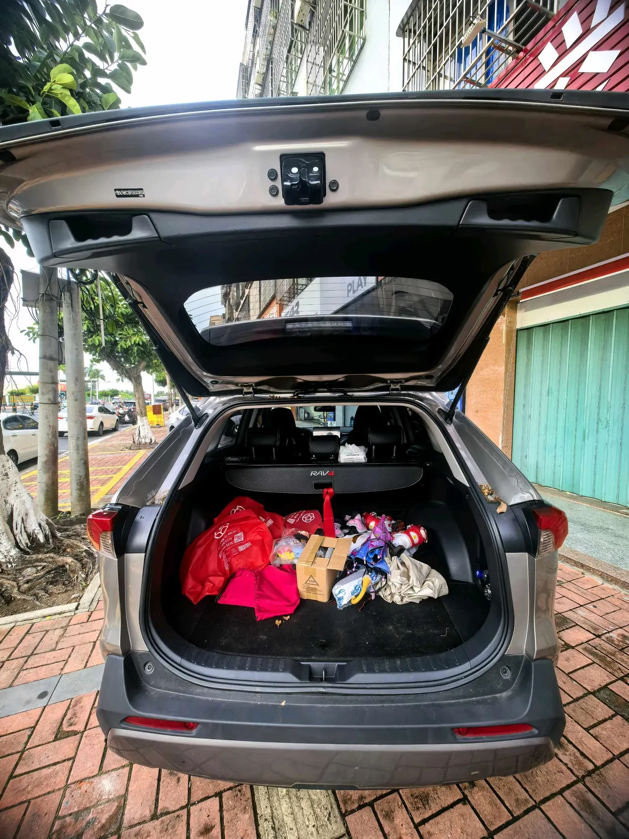 Toyota 2022 RAV4 Rongfang Double Engine 2.5 Stepless Two-Drive Elite Automatic Gear 3